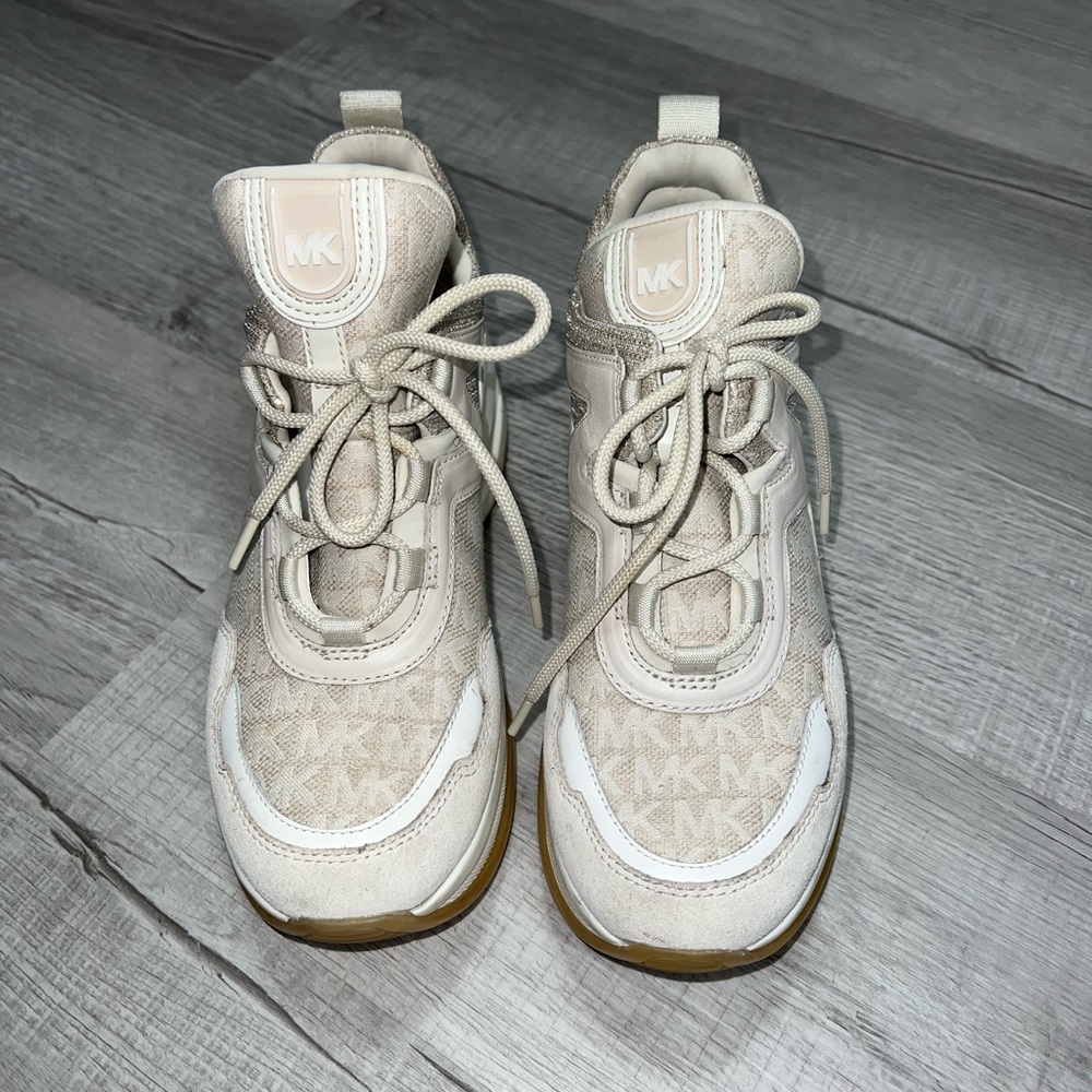Michael Kors Olympia trainers - Picture 2 of 6